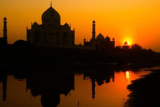 Taj Mahal Sunrise Tour