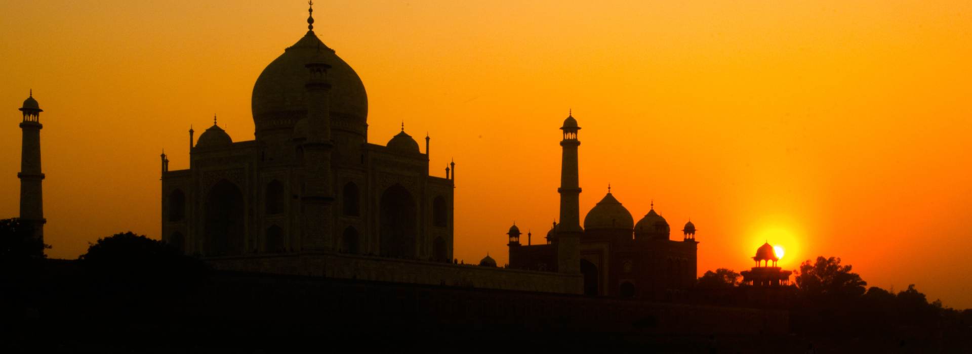 Taj Mahal Sunrise Tour